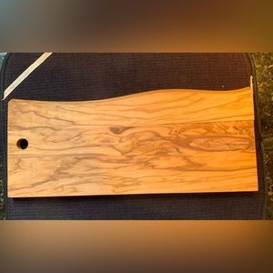 Olive wood 16” x 6” serving tray